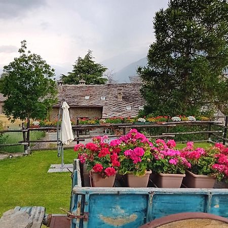 Maison Perriail Vda Gressan N 0029 Bagian luar foto