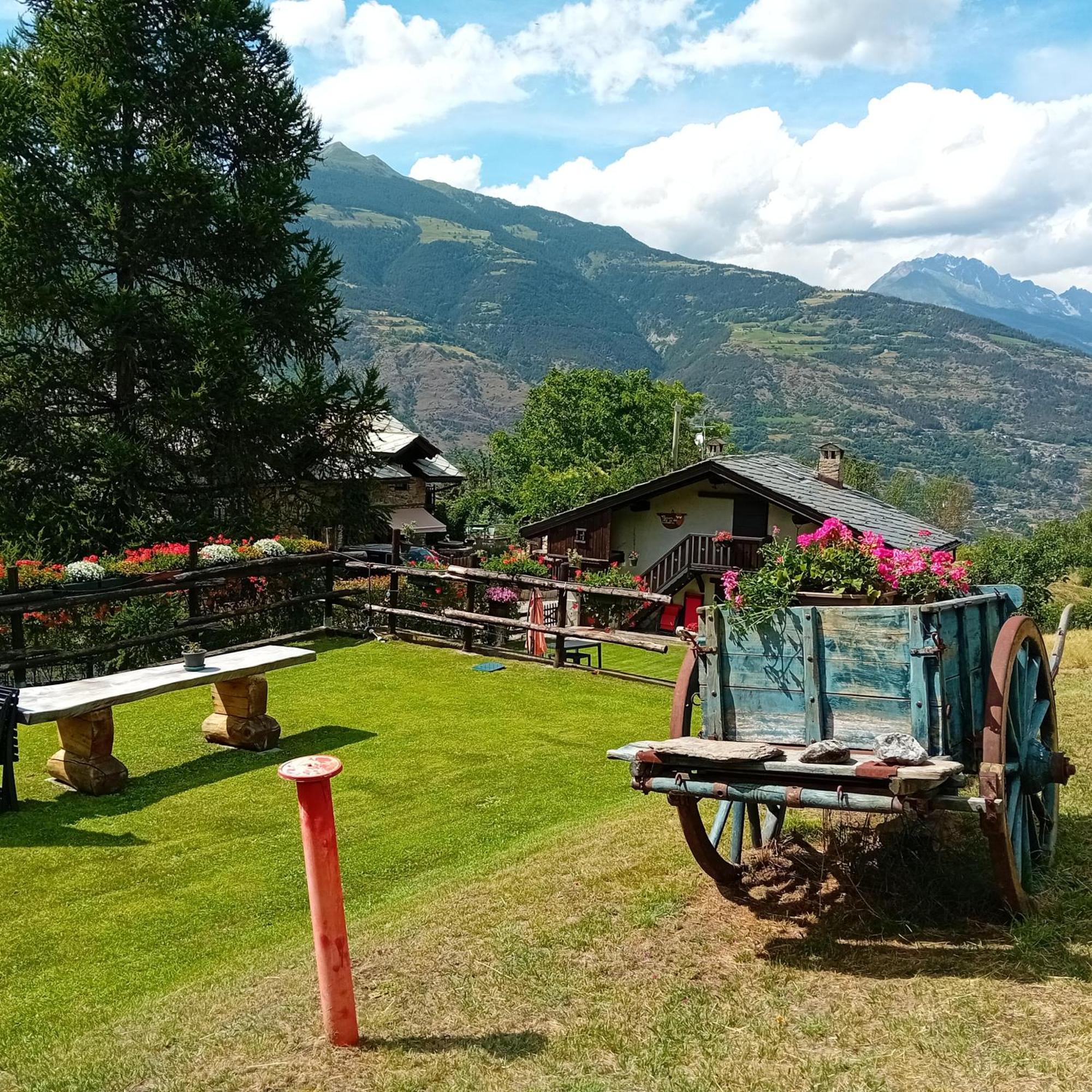 Maison Perriail Vda Gressan N 0029 Bagian luar foto