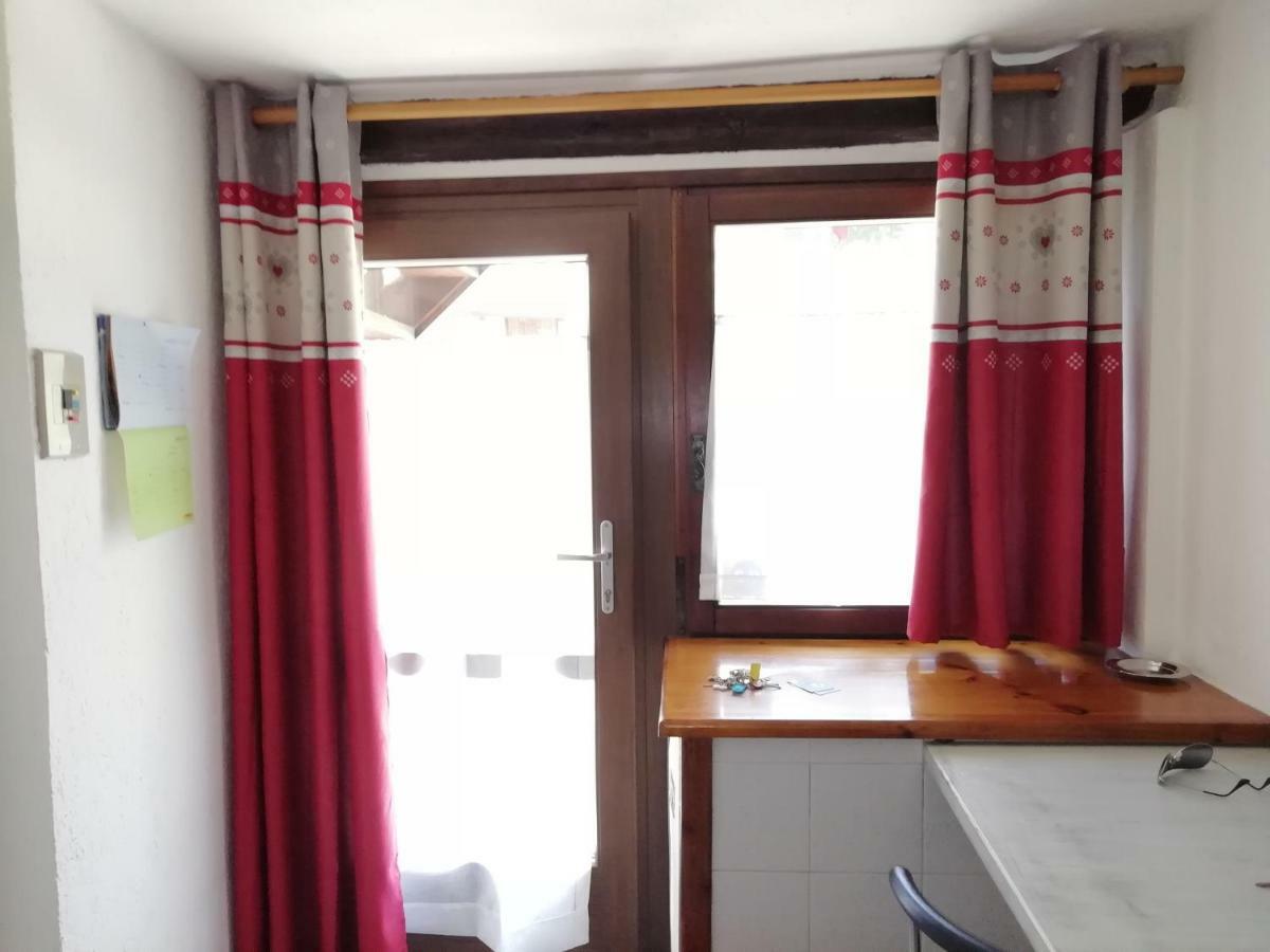Maison Perriail Vda Gressan N 0029 Bagian luar foto