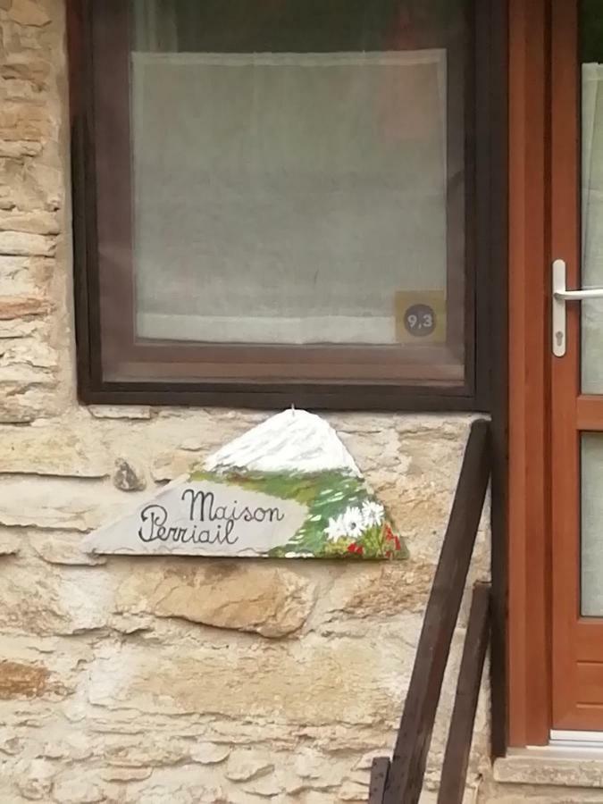 Maison Perriail Vda Gressan N 0029 Bagian luar foto