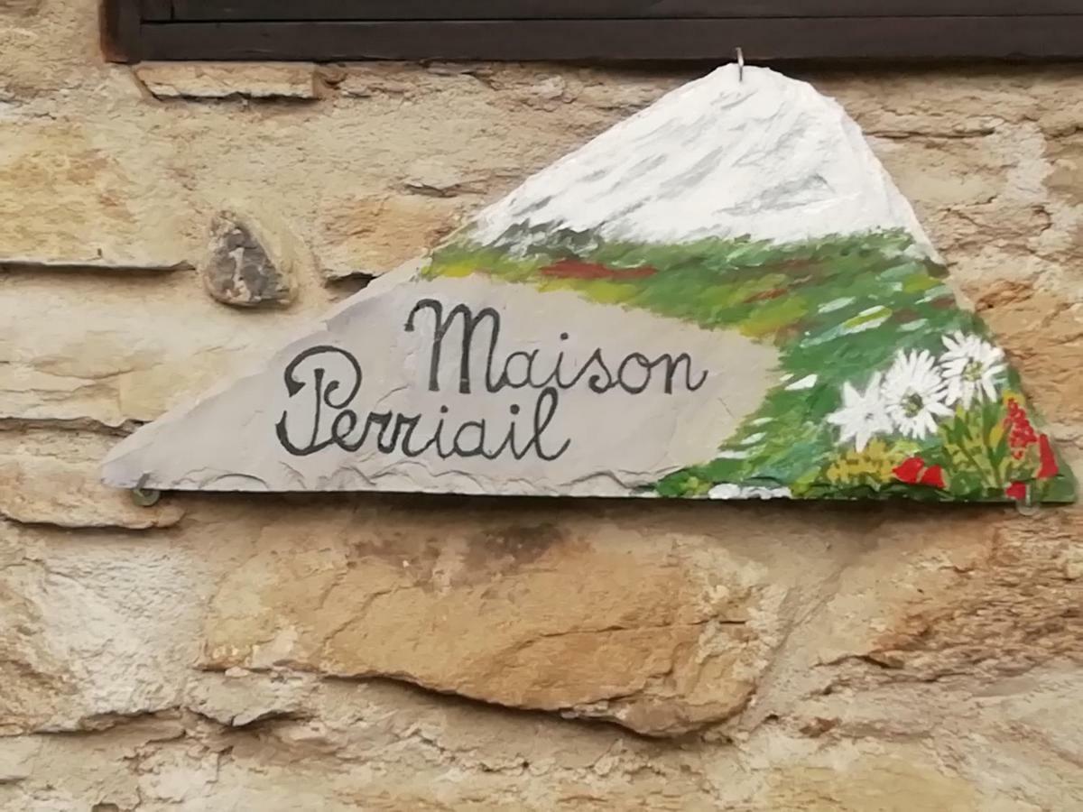 Maison Perriail Vda Gressan N 0029 Bagian luar foto
